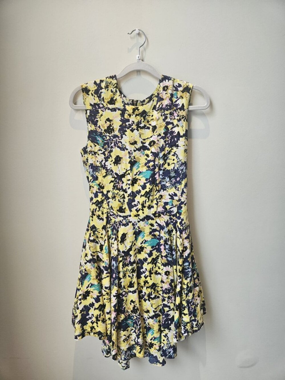 H&M Floral Fit & Flare Dress - Size 6